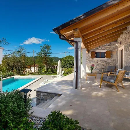 Willa Villanuova Susnjevica