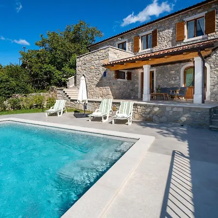 빌라 Villanuova Susnjevica